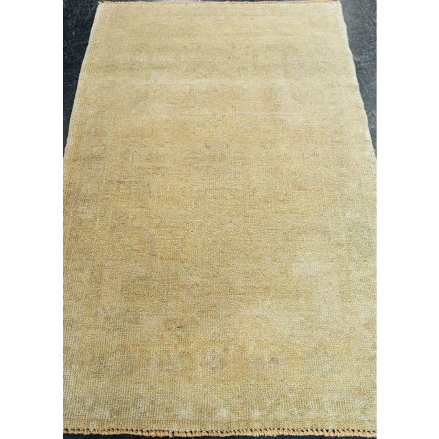 Turkish Turkish Mini Rug Oriental Hand Knotted Vintage Rug 2' x 3'1" #20746 For Sale - Image 3 of 8