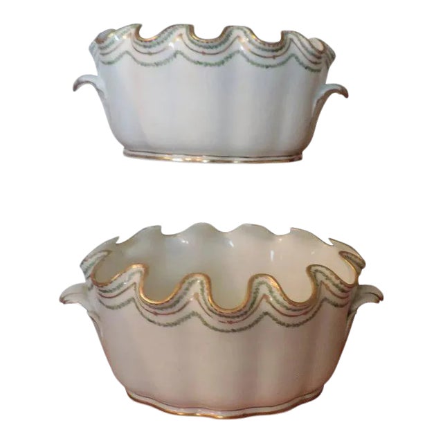 18th Century Neoclassical Sprig Border Sevres Monteiths Cachepot Planter Vases - A Pair For Sale