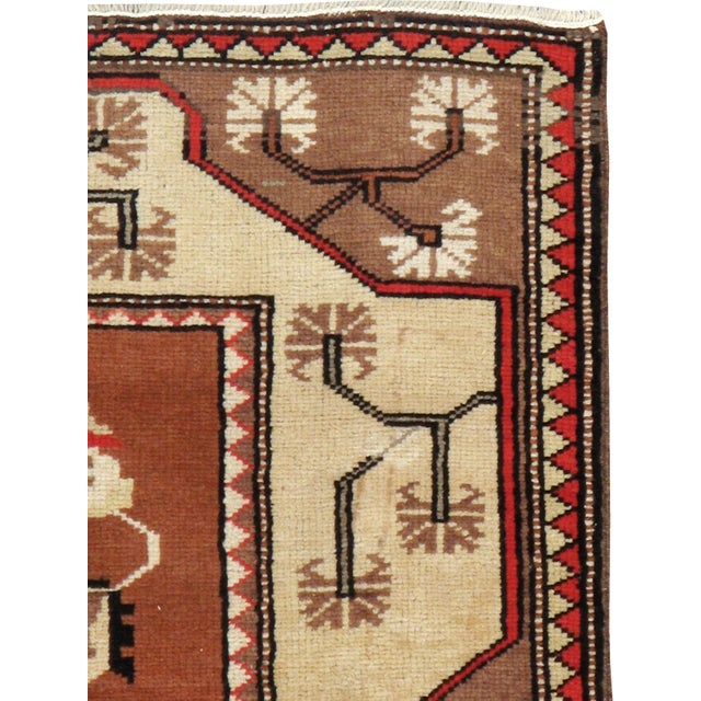 Folk Art Galerie Shabab Collection Mid-20th Century Turkish Anatolian Rug For Sale - Image 3 of 9