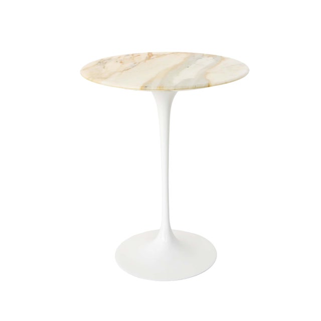 Eero Saarinen Tulip Side Table by Eero Saarinen for Knoll, Italy, 1970s For Sale - Image 4 of 11