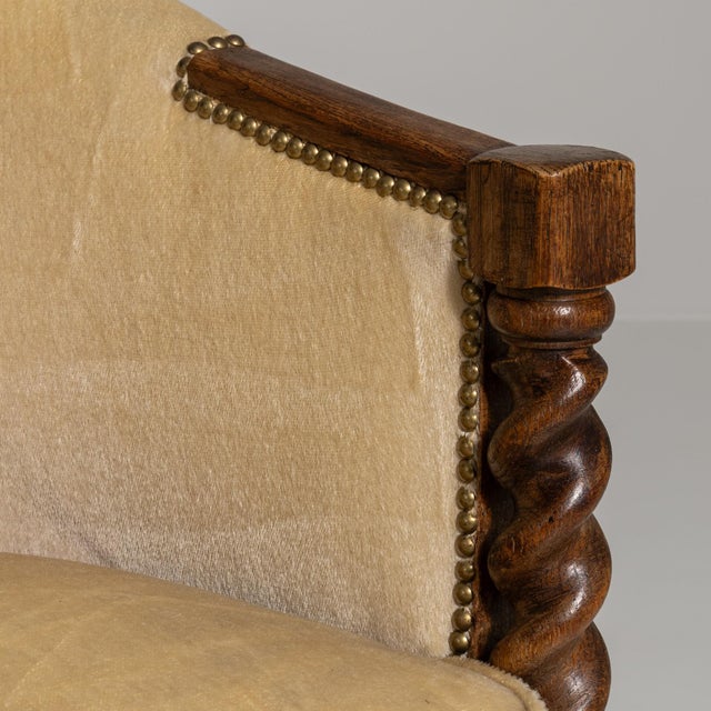 Early 20th Century Jacobean Brown Wood Pair of Club Chairs For Sale - Image 12 of 12
