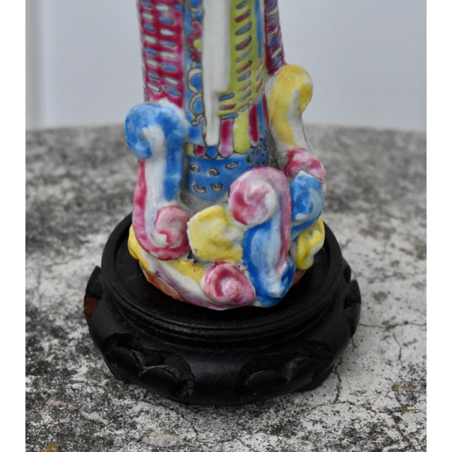 Vintage Chinese Famille Rose Porcelain Figurine Scholar Court Figure Wood Stand For Sale - Image 15 of 15