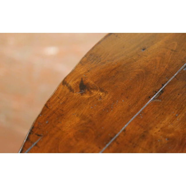 Late 20th Century Guy Chaddock Country Oak Drop-Leaf Gate Leg Dining Table For Sale - Image 11 of 18