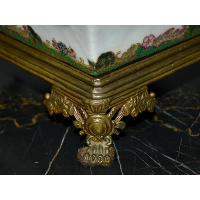 Vintage English Export Hand Painted Floral Design Ceramic Bowl W/Brass Stand For Sale - Image 9 of 12