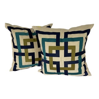 Pair of Trina Turk Shanghai Links 20” Pillows For Sale