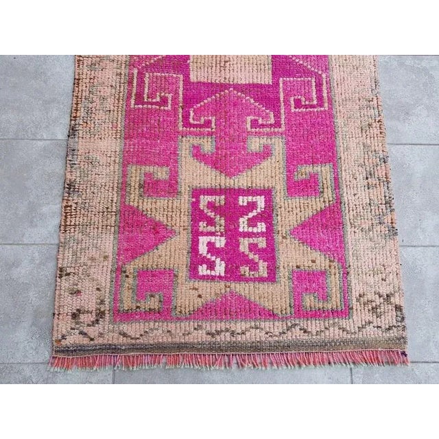 Art Deco 1960s Vintage Dark Pin Wool Oushak Runner For Sale - Image 3 of 10