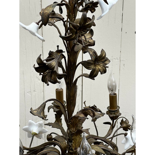 Hollywood Regency Vintage Eight Light Hollywood Regency Floral Gilt Brass Chandelier For Sale - Image 3 of 10