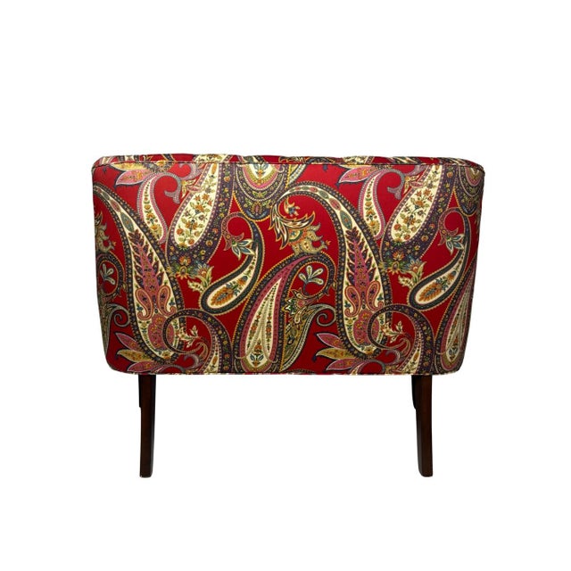 Tufted Settee in Red Paisley Textile For Sale In New York - Image 6 of 6