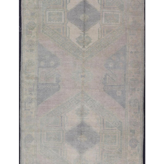 Muted Turkish Oushak Carpet With Two Diamond Medallions in Blue and Gray For Sale - Image 4 of 12