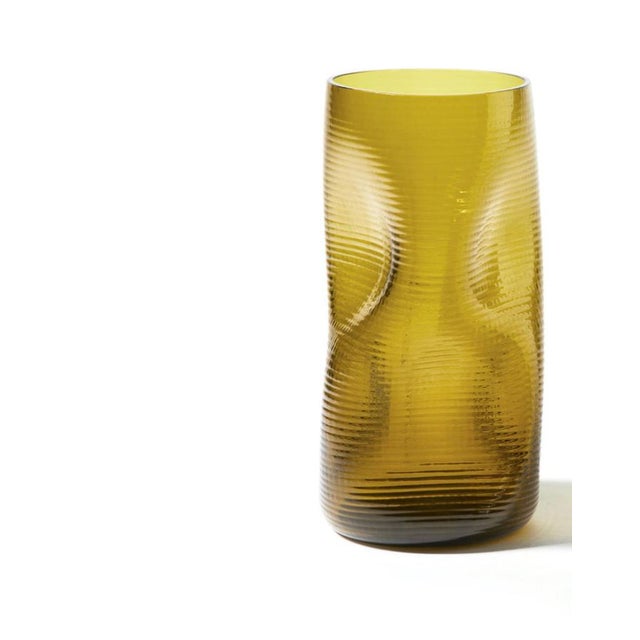 Not Yet Made - Made To Order Coral Vases from Cassina, Set of 2 For Sale - Image 5 of 11