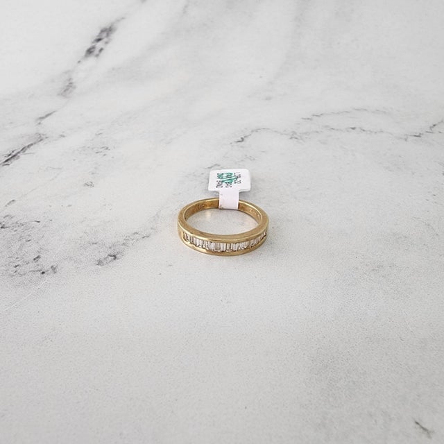 Tapered Baguette Diamond Wedding Band with 14k Two-Toned Gold Accented Design, Size 9 For Sale - Image 4 of 4