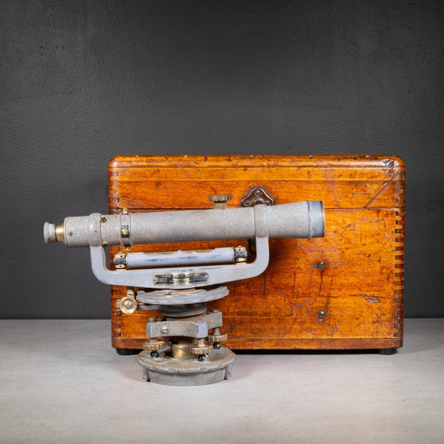 Vintage Transit Level Scope and Wooden Case c.1950 For Sale In San Francisco - Image 6 of 11