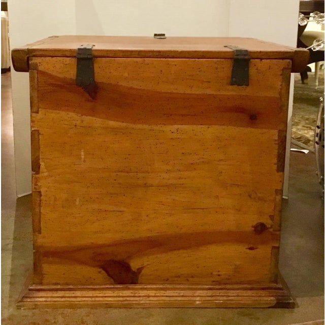 Rustic Oak and Iron Trunk/Side Table For Sale In Atlanta - Image 6 of 12