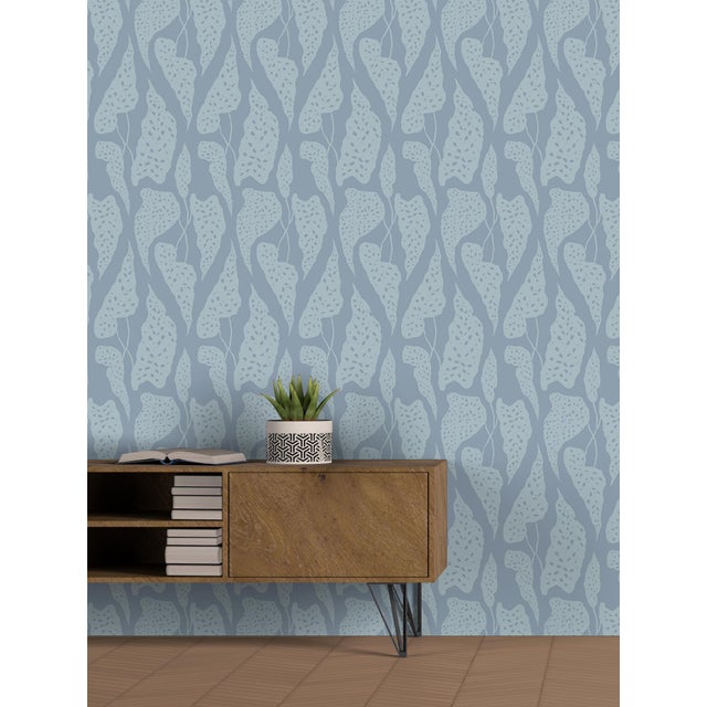 Non-woven fiber-based material with a smooth satin finish. We use the latest digital technology providing the highest...