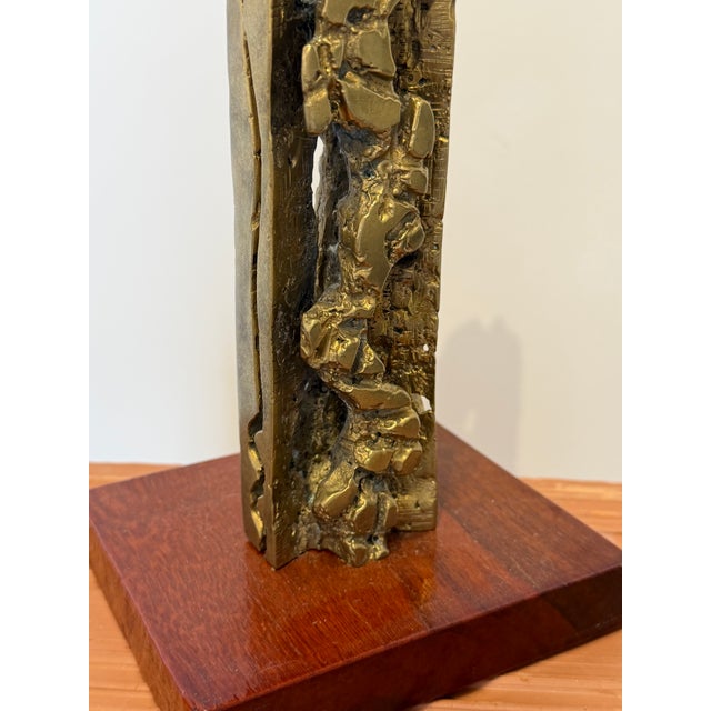 Hugo Rodrigues Abstract Brutalist Bronze Sculpture on Wood Base, Brazil 1985 For Sale - Image 12 of 16