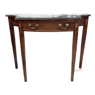 Late 20th Century Hammary Federal Style Mahogany Console Table With Glass Top For Sale