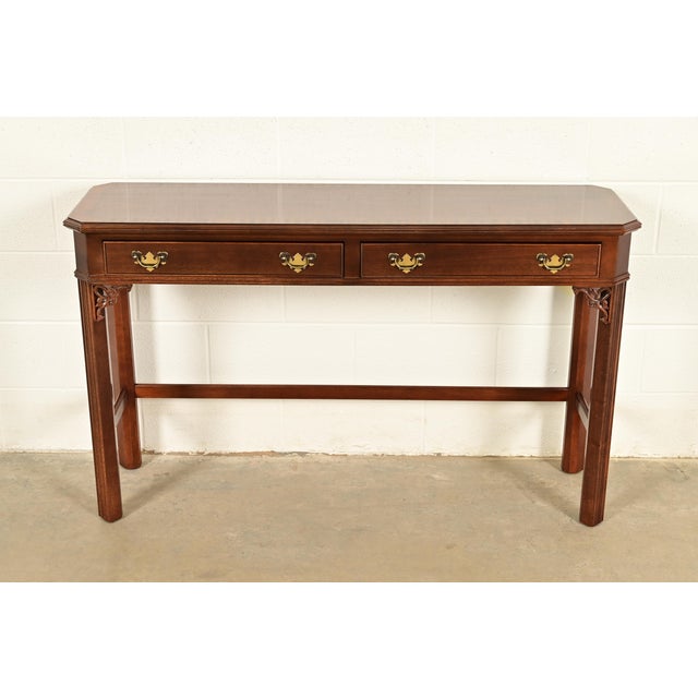 A gorgeous Chippendale or Georgian style buffet server, sofa table, or console table By Craftique USA, Circa 1980s Carved...