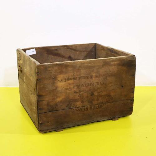 Brown Raffineria Genovese Wooden Box with Original Writings For Sale - Image 8 of 8