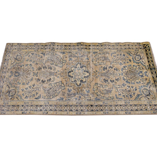 1960s Vintage Persian Distressed Handmade Medallion Beige Wool Rug For Sale - Image 4 of 7