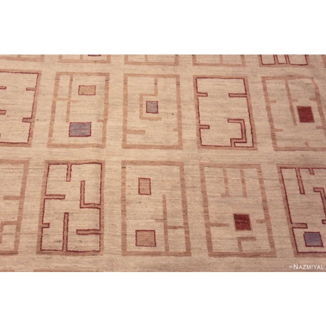 2020s Nazmiyal Collection Ivory Cream Large Modern Rustic Tribal Geometric Grid Pattern Rug For Sale - Image 5 of 6