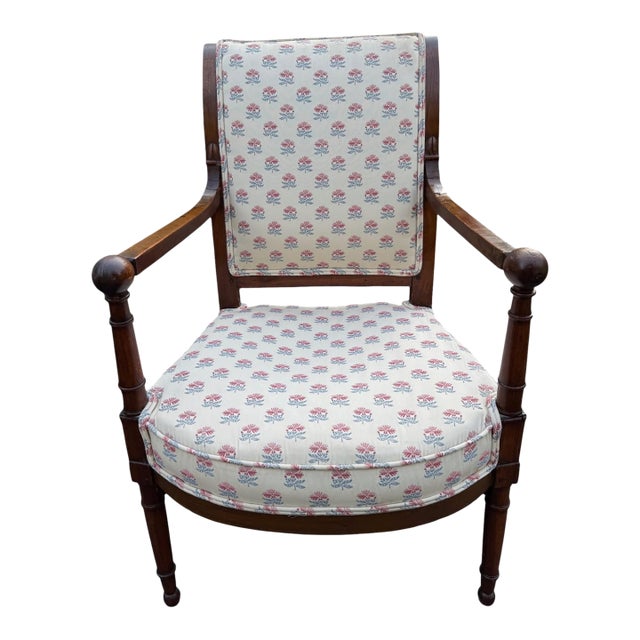 Early 19th Century Handcrafted Cherry Wood Side Chair For Sale