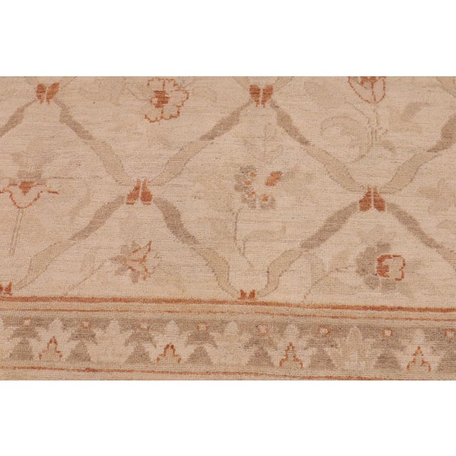 1990s Shabby Chic Ziegler Beige Copper Hand-Knotted Wool Rug - 8'11'' X 12'1'' For Sale - Image 5 of 8