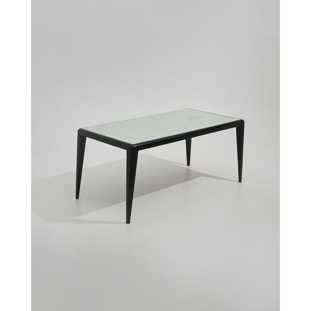 Coffee table designed by Gio Ponti in the 1940s, an elegant expression of the architect’s early post-war exploration of...