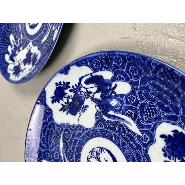 Japanese Arita Plates, Set of 2 For Sale - Image 6 of 17
