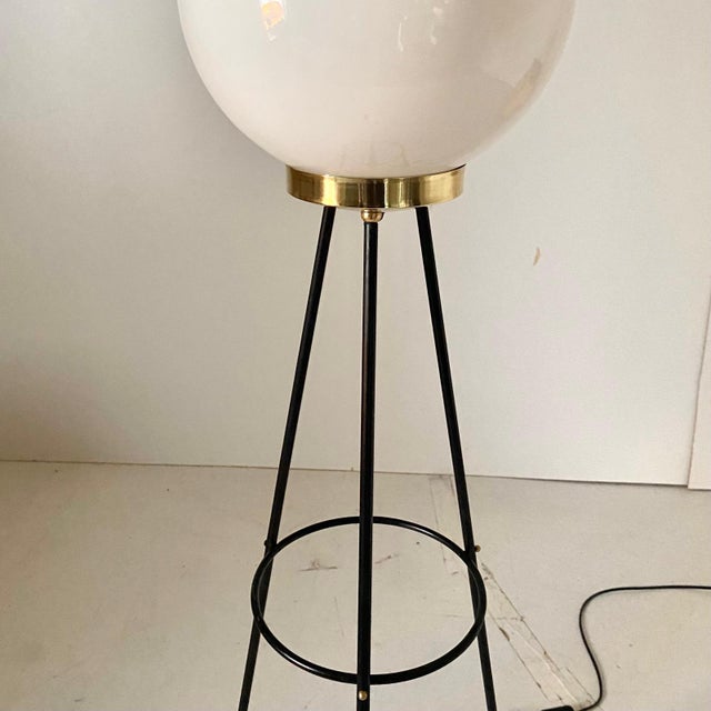 Black Vintage Floor Lamp in Opaline and Iron in the style of Stilnovo, Italy, 1950s For Sale - Image 8 of 12