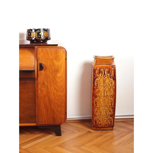 Orange Czech Ceramic Floor Vase from Ditmar Urbach, 1970s For Sale - Image 8 of 9