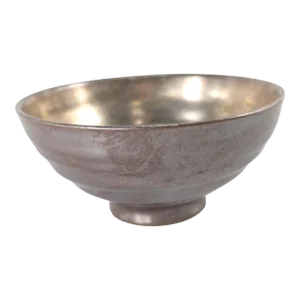 Early 20th Century Japanese Art Pottery Chawan Tea Bowl in Iron Rust