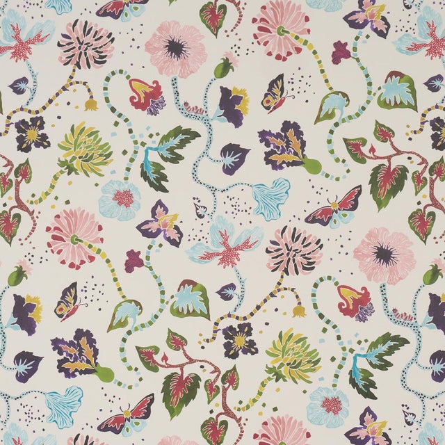 A loose scrolling design brimming with fanciful leaves, flowers, and butterflies, Gloriette is Happy Menocal’s vibrant,...
