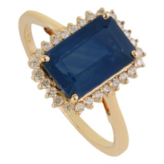 3.31ct Emerald-Cut Blue Sapphire Diamond Modern Engagement Ring Size 8 in 14k Gold For Sale