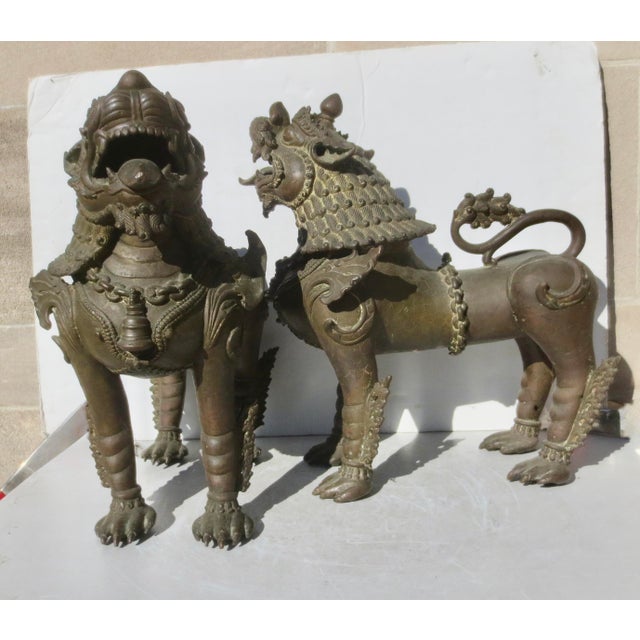 Antique 18th-19th Century Nepali Bronze Temple Lions - A Pair of 2 For Sale - Image 4 of 16