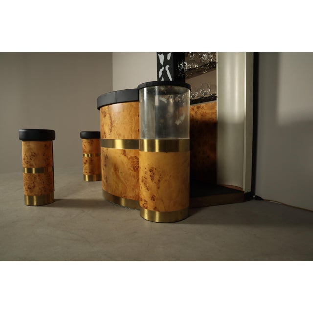 Italian Burl Wood Cocktail Bar with Illuminated Back and Stools, 1970s, Set of 3 For Sale - Image 16 of 18