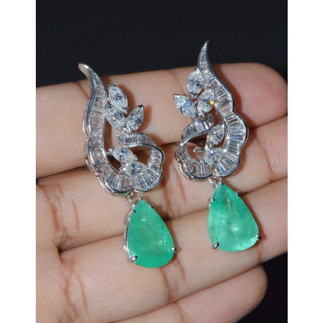 Gemstone GIA Natural 23.23CTS VS F Diamond Colombian Emerald 18K Gold 900 Platinum 2-IN-1 Cluster Dangle Earrings, A Pair For Sale - Image 7 of 10