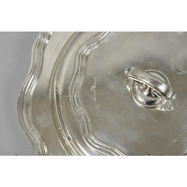 Silver Vintage Sheffield Round Scalloped Silver Plated Covered Divided Serving Dish For Sale - Image 8 of 16