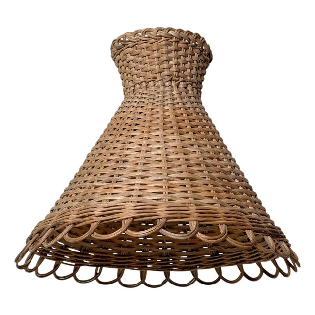 Handcrafted Rattan Diabolo Pendant Light in the style of Kalmar, 1960s For Sale