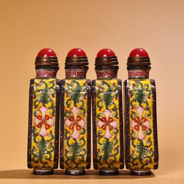 Late 19th Century Late 19th Century Set of 4 Cloisonné Enamel Four Beauties Snuff Bottles, 320g Total For Sale - Image 5 of 10