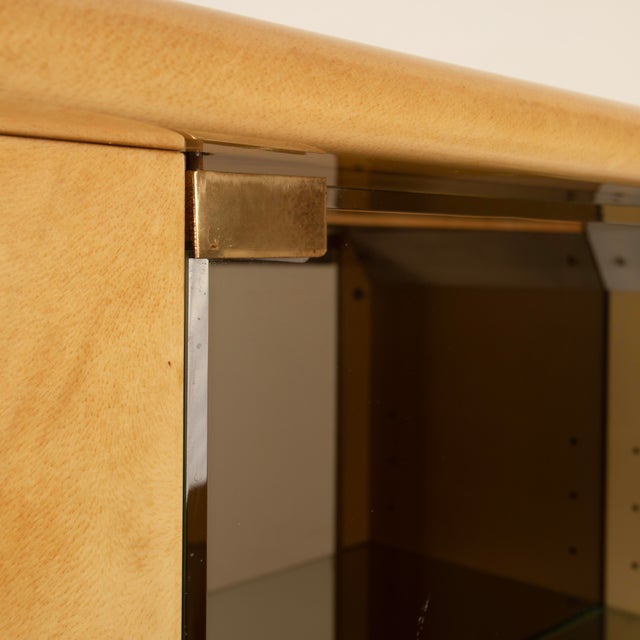 Parchment Cabinet by Aldo Tura for Tura Milano, 1970s For Sale - Image 15 of 18