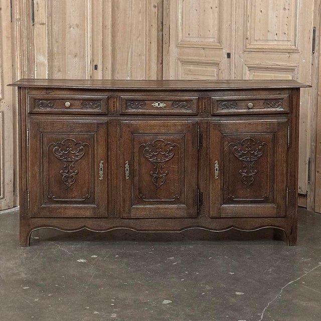 18th Century Liégeois Country French Oak Buffet For Sale - Image 4 of 18