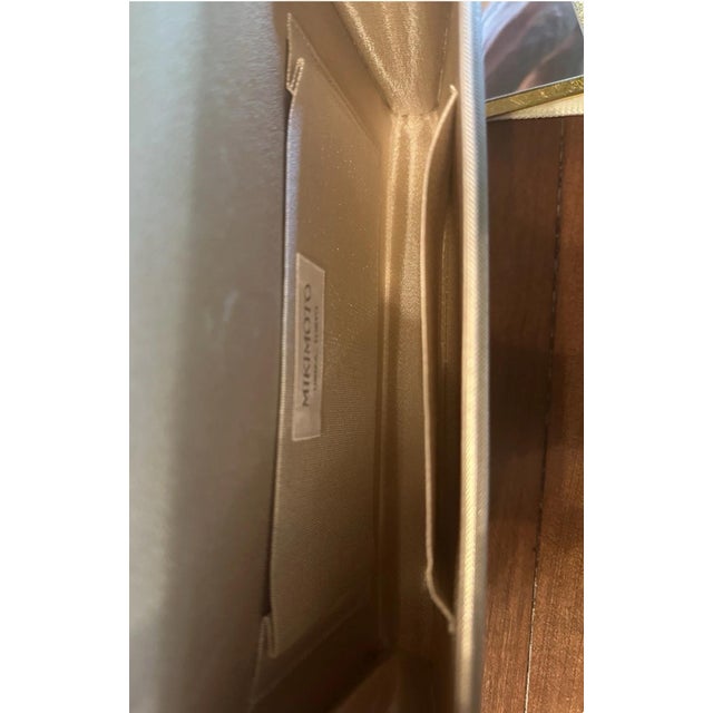 1990s Mikimoto Japanese Kimono Silk Brocade 18k Gold Plate Pearl Clasp Evening Shoulder Bag Clutch Black For Sale - Image 4 of 11