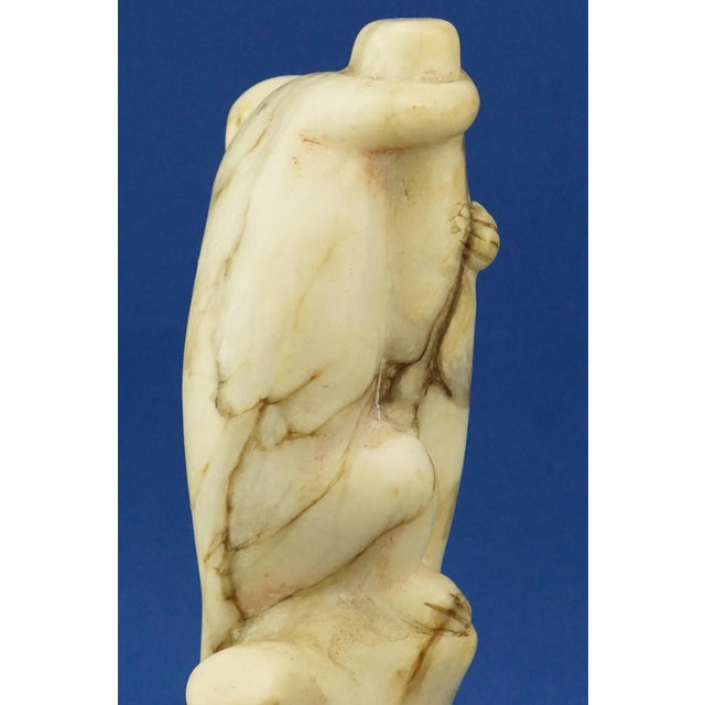 Qing Dynasty Qianlong Marble Monkey Sculpture with Jasper Eyes, China, Late 1800s For Sale - Image 13 of 18