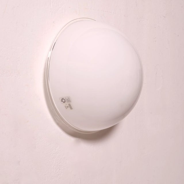 White Italian Murano Glass Wall Light from Leucos, 1980s For Sale - Image 8 of 8