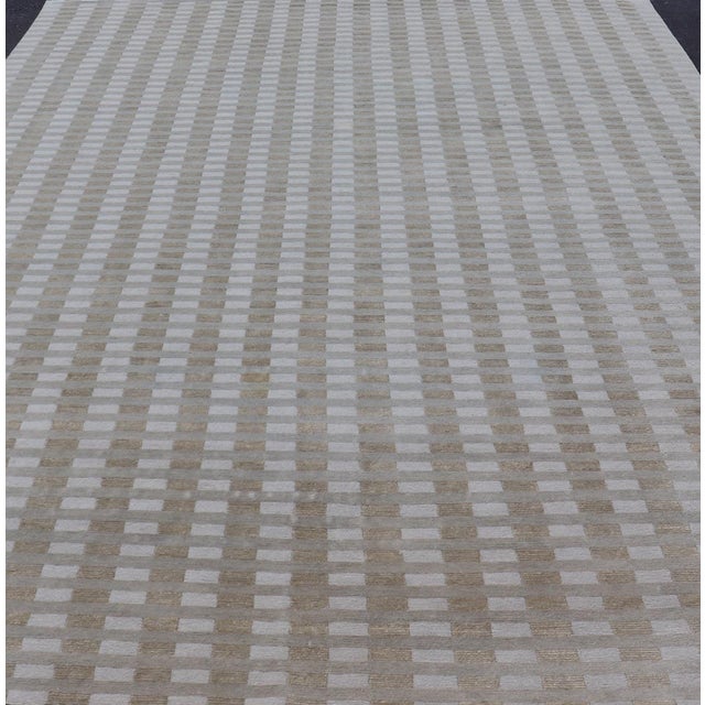 Early 21st Century Large Modern Tibetan Wool and Silk Rug in Neutral Earth Tones 10'0" X 15'0" For Sale - Image 5 of 12