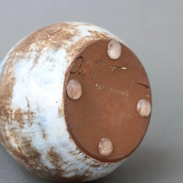 Small Mid-Century Ceramic Flower Vase by Alexandre Kostanda, 1960s For Sale - Image 10 of 11