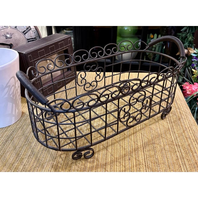 Vintage Farmhouse Centerpiece Heavy Gauge Metal Wire Basket With Handles. Very rustic with rusted look wire basket. Never...