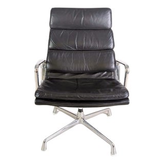 EA 216 Chair by Charles and Ray Eames for Herman Miller For Sale