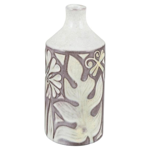 1960s Vintage Stoneware Vase with Stylised Botanical Motifs by Mari Simmulson for Upsala Ekeby, 1960s For Sale - Image 5 of 5
