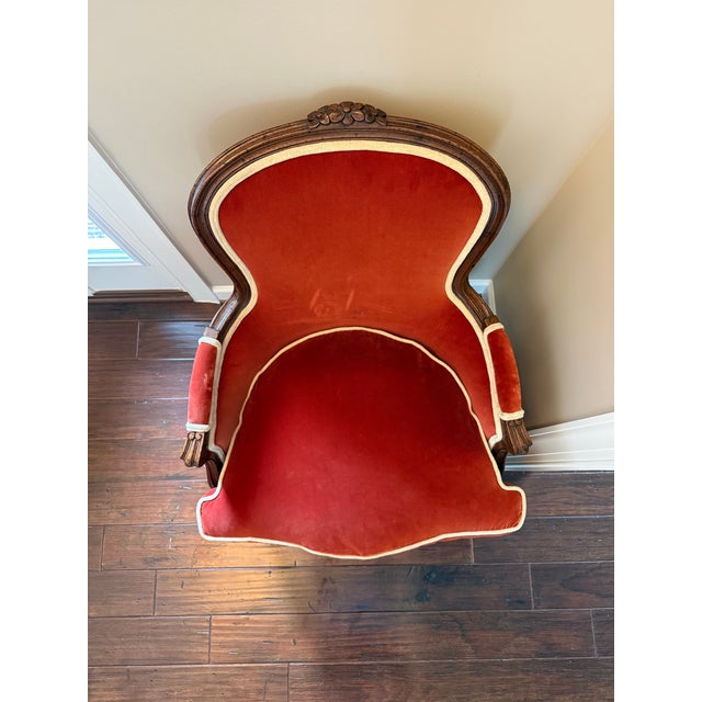 Late 20th Century Henredon French Provincial Rust Velvet Armchair With Contrasting Welt & Down Cushion For Sale - Image 9 of 12